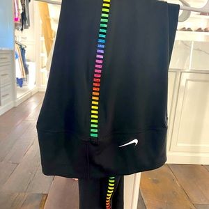 Nike leggings